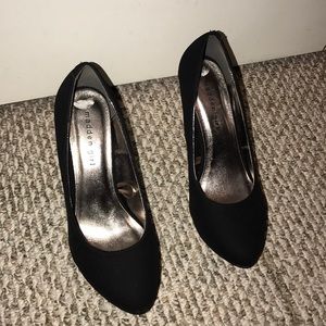 Madden girl pumps